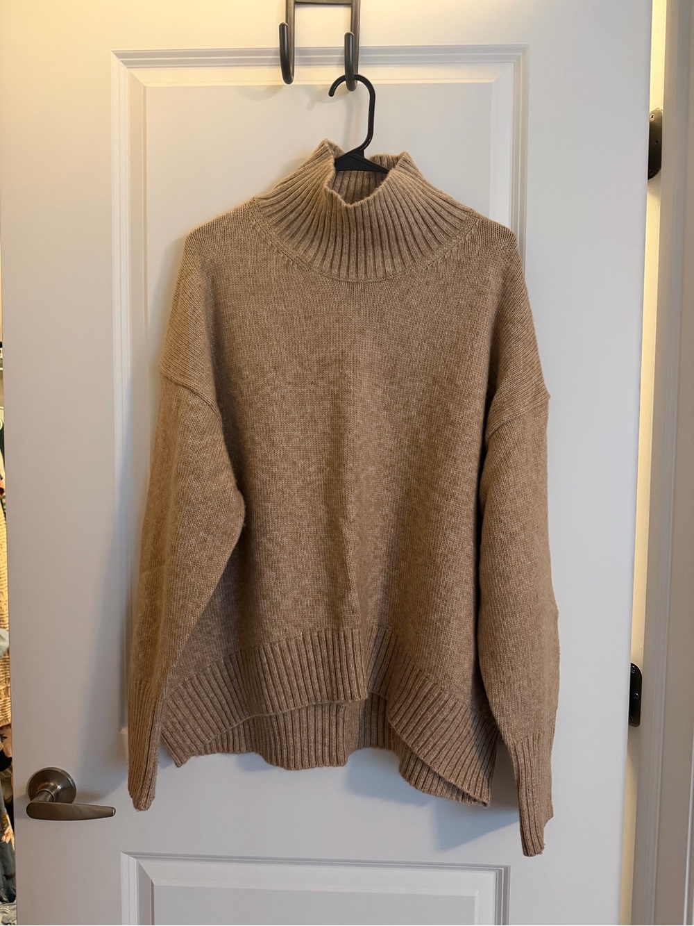 H&M Sweater